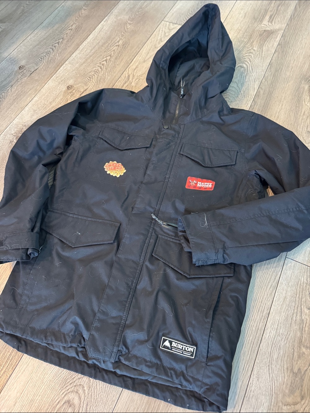 Burton Black Hooded Snowboard Jacket with Chest Patches - Picture 2 of 4